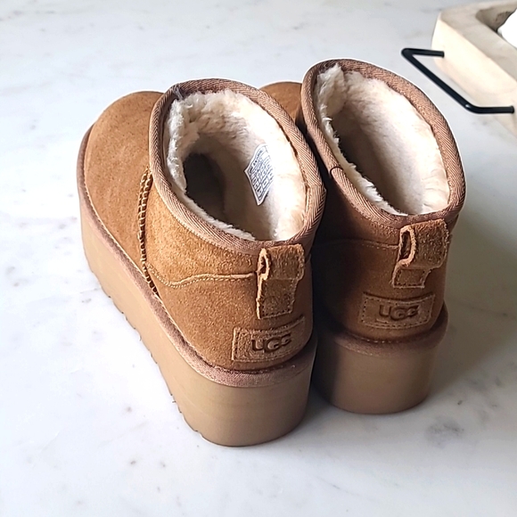 Platform ultra mini ugg boot - Picture 3 of 3
